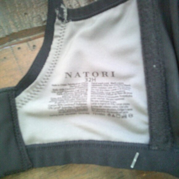 Natori Yogi Underwire Sports Bra 32H (5D) - Picture 6 of 6